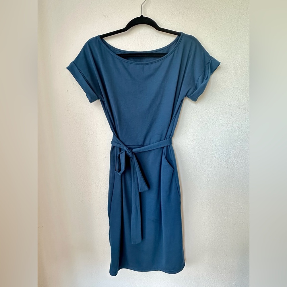 Classy dress size M